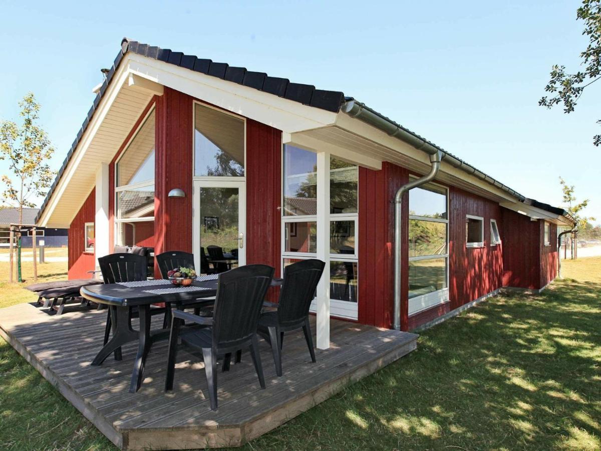 Three-Bedroom Holiday Home In Grossenbrode 8 Exteriör bild